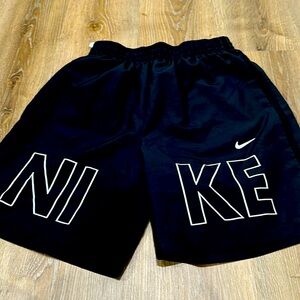 Black Nike shorts dri fit